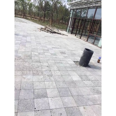 天然火山岩石板玄武岩黑洞石广场庭院商铺地砖防滑地铺石  1平方米图4