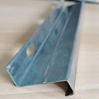40勾搭龙骨天花板吊顶龙骨单板铝挂件天花板固定件轻钢勾搭龙骨图4