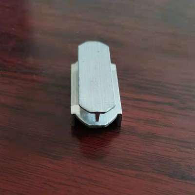 厂家定制隔墙板龙骨卡扣轻钢龙骨吊顶石膏板U型龙骨连接件卡扣图5