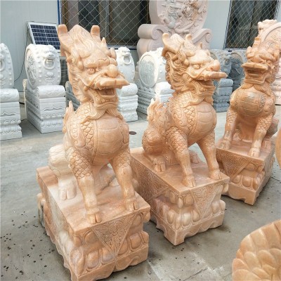 石麒麟门口一对青石麒麟庭院别墅门口麒麟摆件天然石头站麒麟图2