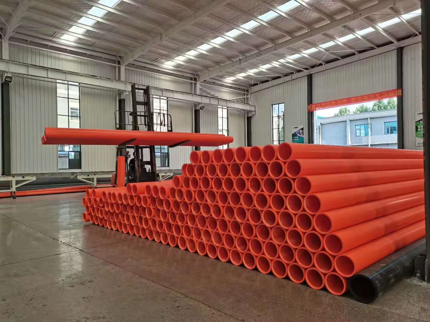 5b3e679b492a5279366c6301cf55aa
